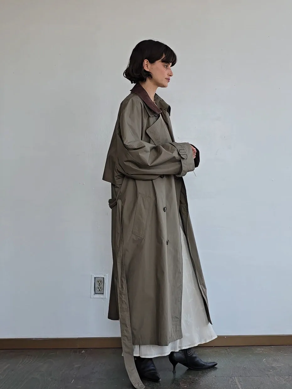 Classic Khaki Double Breasted Trench Coat (L)