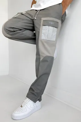 Diverge Cargo Pants - Grey