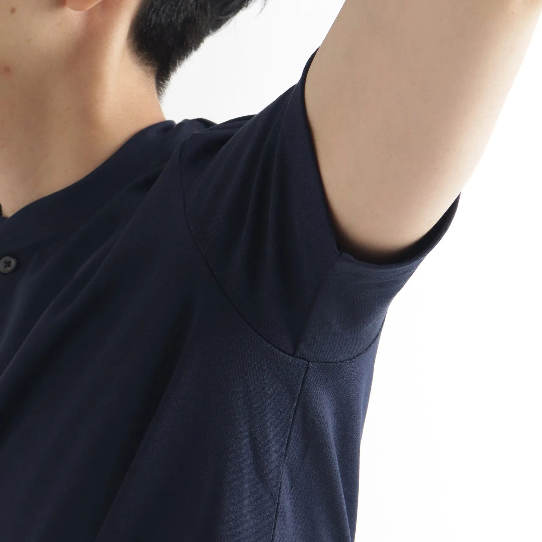 Hybrid Cotton Tailored Henley Neck T-shirt Color: Navy