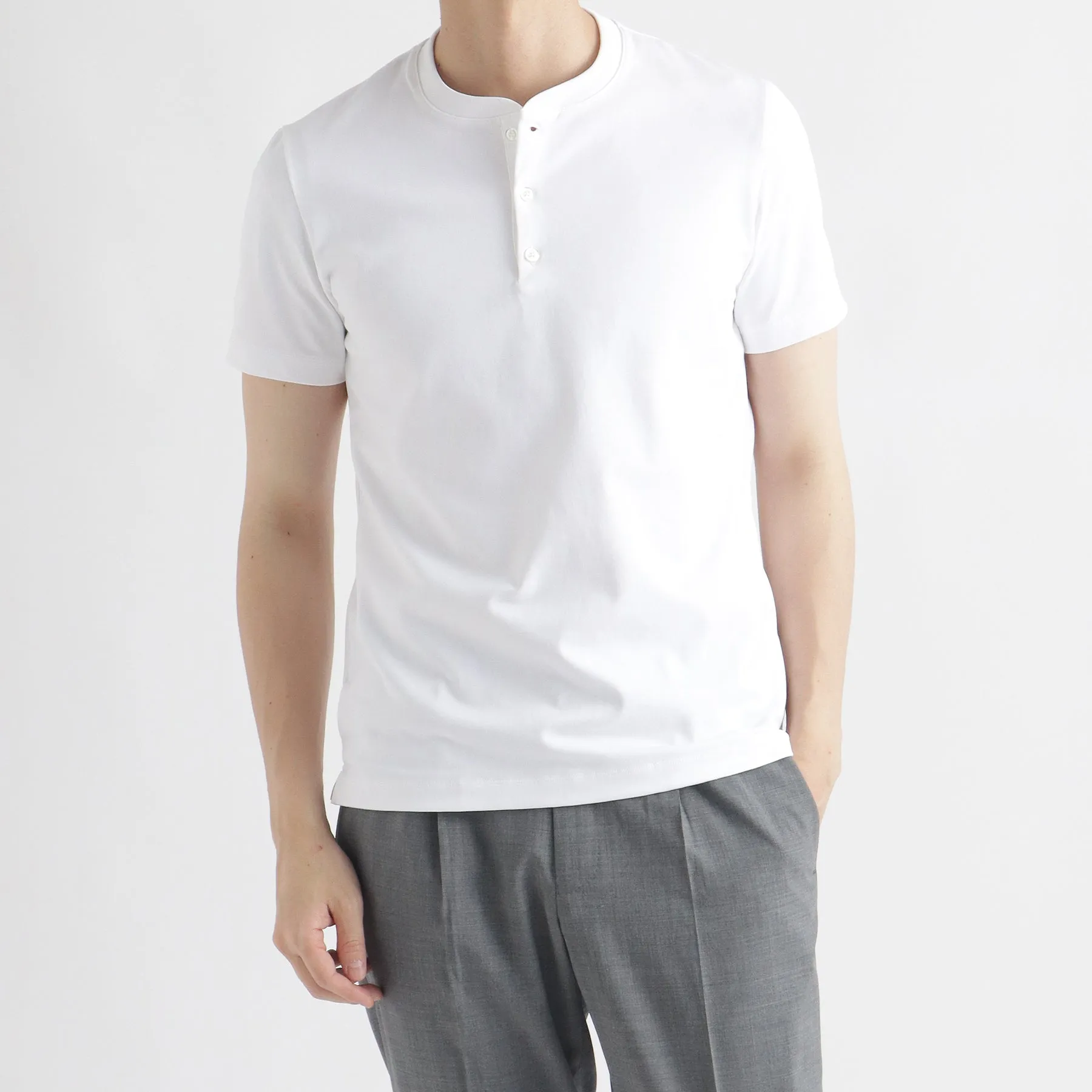 Hybrid Cotton Tailored Henley Neck T-shirt Color: White