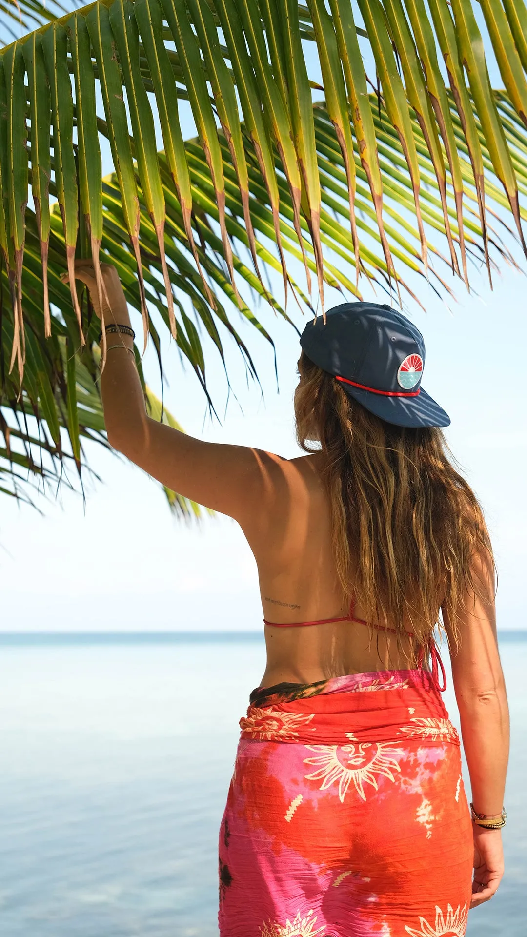 Sun Wave Navy / Red Rope Hat